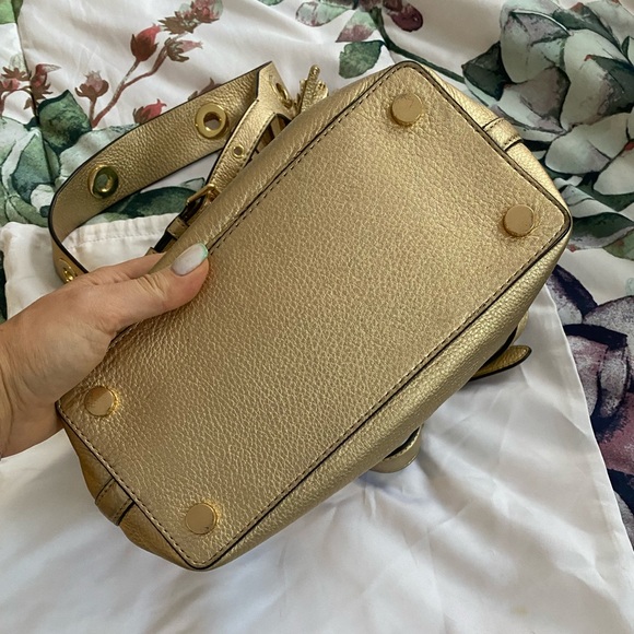 Michael Kors Gold bag - Picture 5 of 6